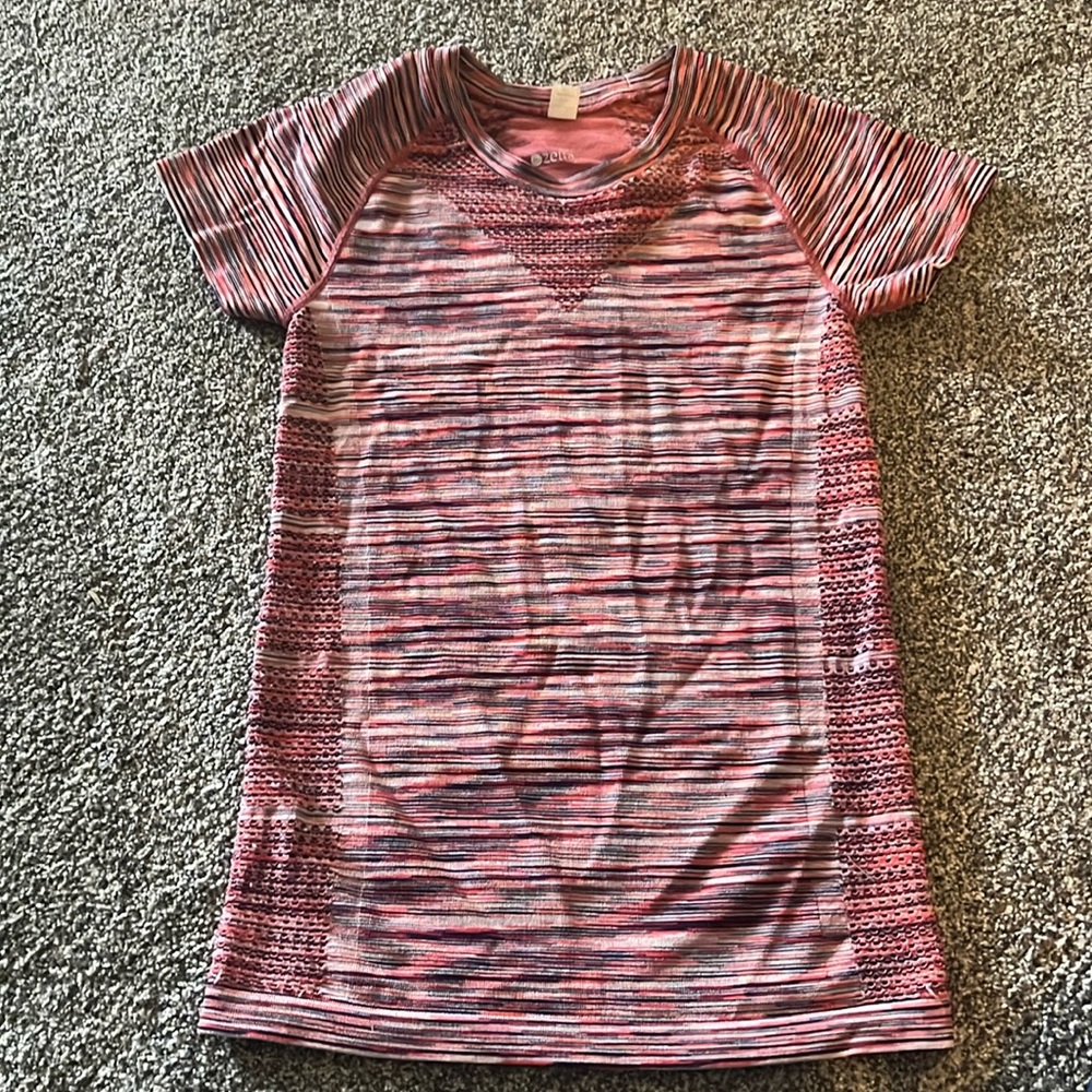 Women’s Zella short sleeve workout top